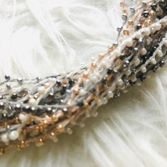 Multi color necklace - Picture 3 of 3